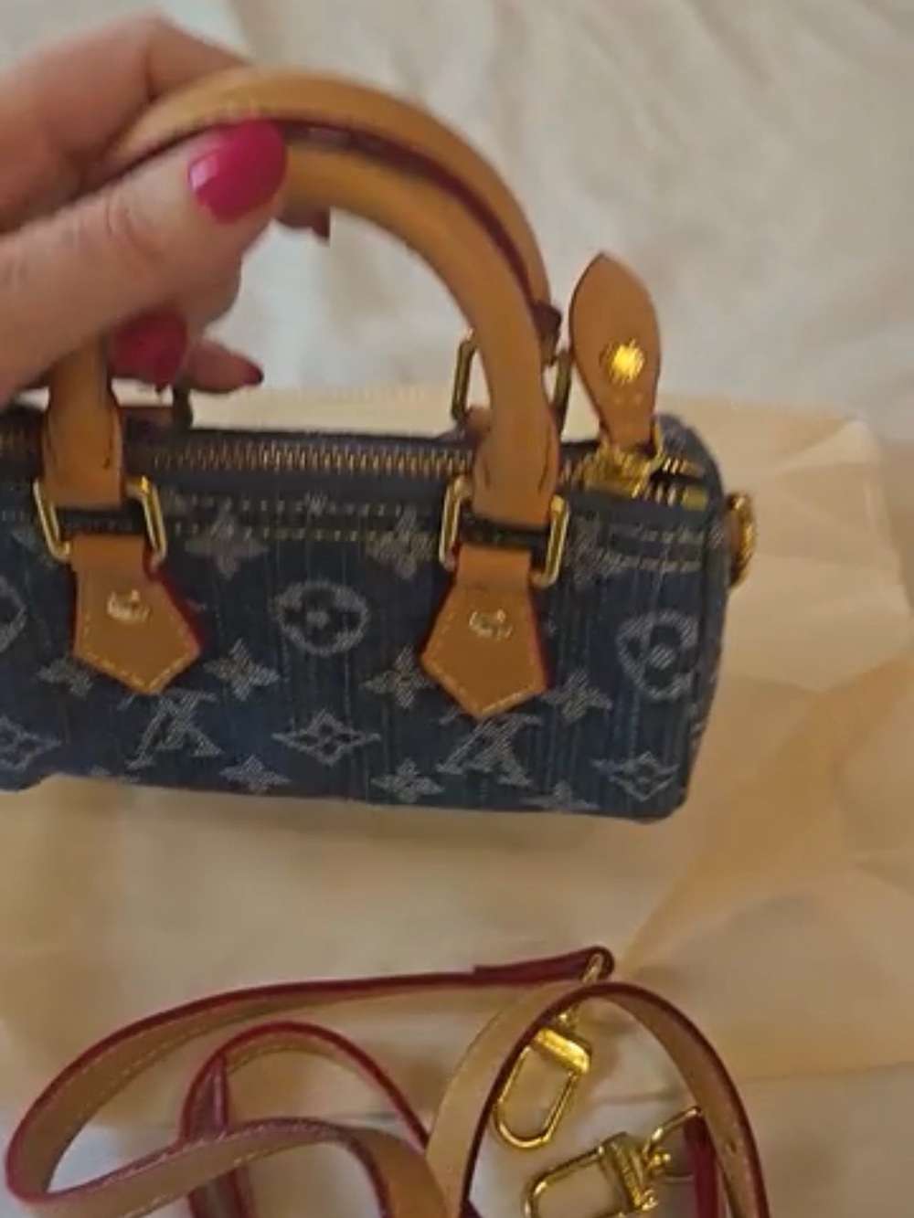 Luxury Fashion Denim Mini Speedy Bag in Blue with Tan Trim - Picture 3 of 16
